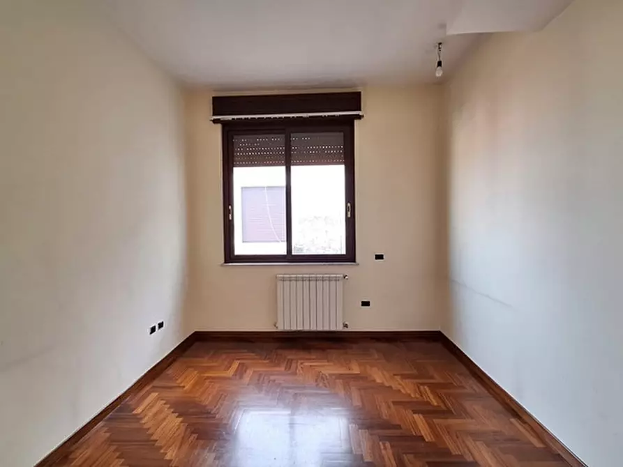 Immagine 19 di Appartamento in vendita  in Corso Campano a Giugliano In Campania