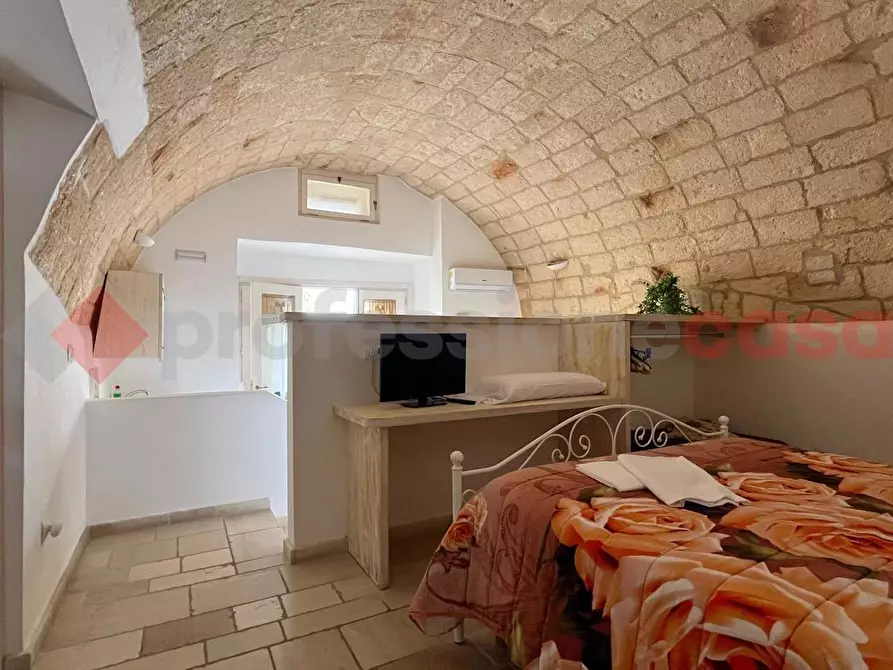 Immagine 11 di Casa indipendente in vendita  in Via CAVALIERE a Monopoli