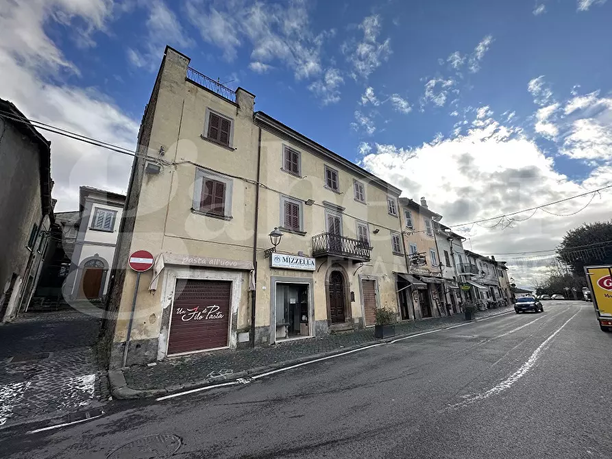 Immagine 2 di Appartamento in vendita  in Via CANALE, 00 a Manziana