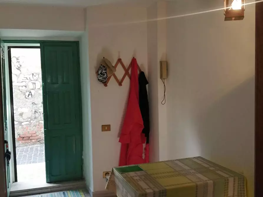 Immagine 7 di Palazzo in vendita  in Via Del Guglietto, 11-13 a Sezze