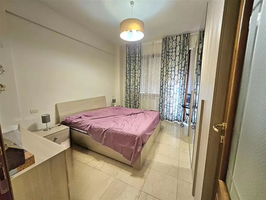 Immagine 9 di Appartamento in vendita  in Via ZINI, 1 a Massa