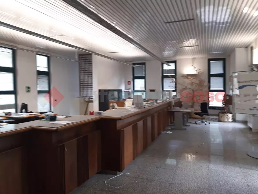 Immagine 2 di Ufficio in vendita  in Via del castello, 36 a Villa Basilica