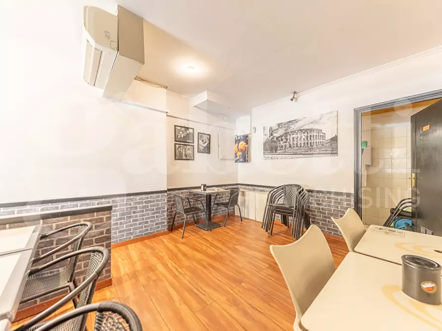 Immagine 37 di Bar / Ristorante in vendita  in Via Cogoleto a Roma
