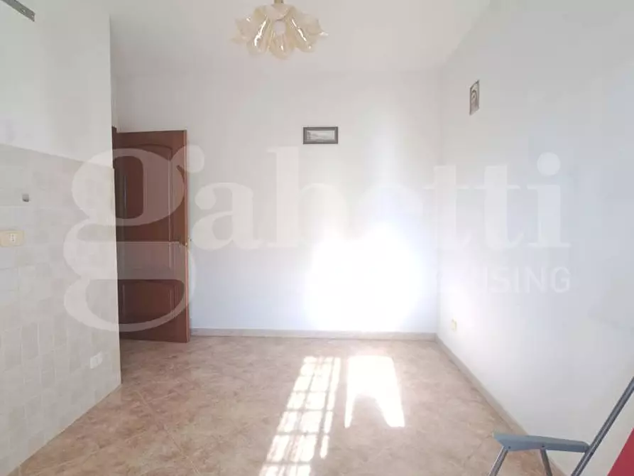 Immagine 10 di Appartamento in vendita  in Via del nibbio, 14 a Ardea