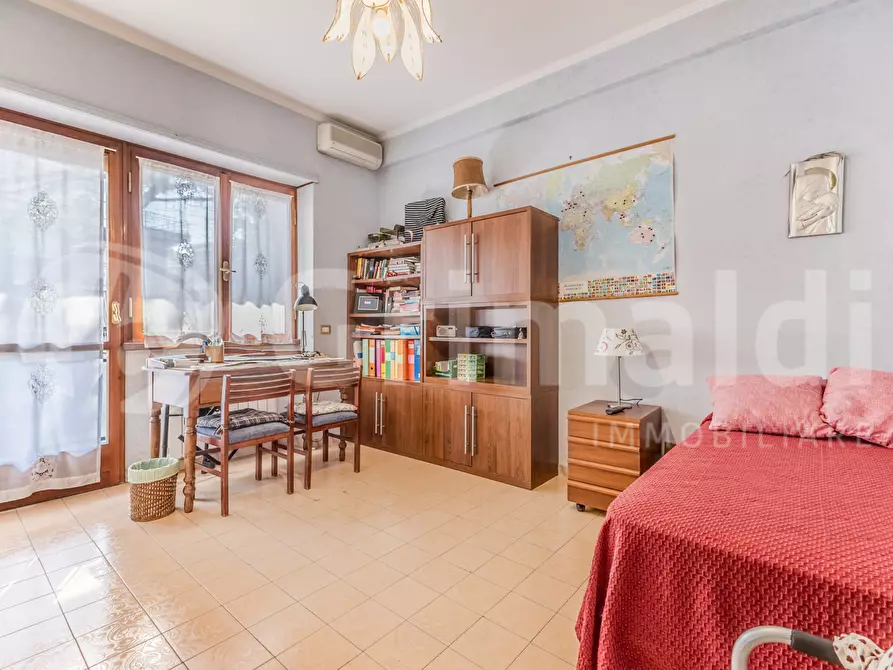 Immagine 16 di Appartamento in vendita  in Via Verolengo, 1 a Roma