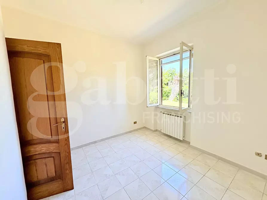 Immagine 26 di Villa in affitto  in Via Latina, 27 a Colleferro