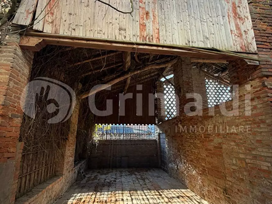 Immagine 9 di Villa in vendita  in Via CAVOUR, 16 a San Cipriano Po