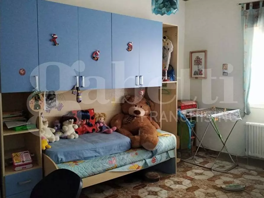 Immagine 6 di Appartamento in vendita  in Via San Donado, 10 a Orta Di Atella