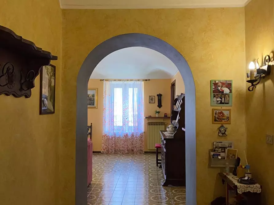 Immagine 22 di Palazzo in vendita  in Via Pinerolo Susa, 94 a Sangano