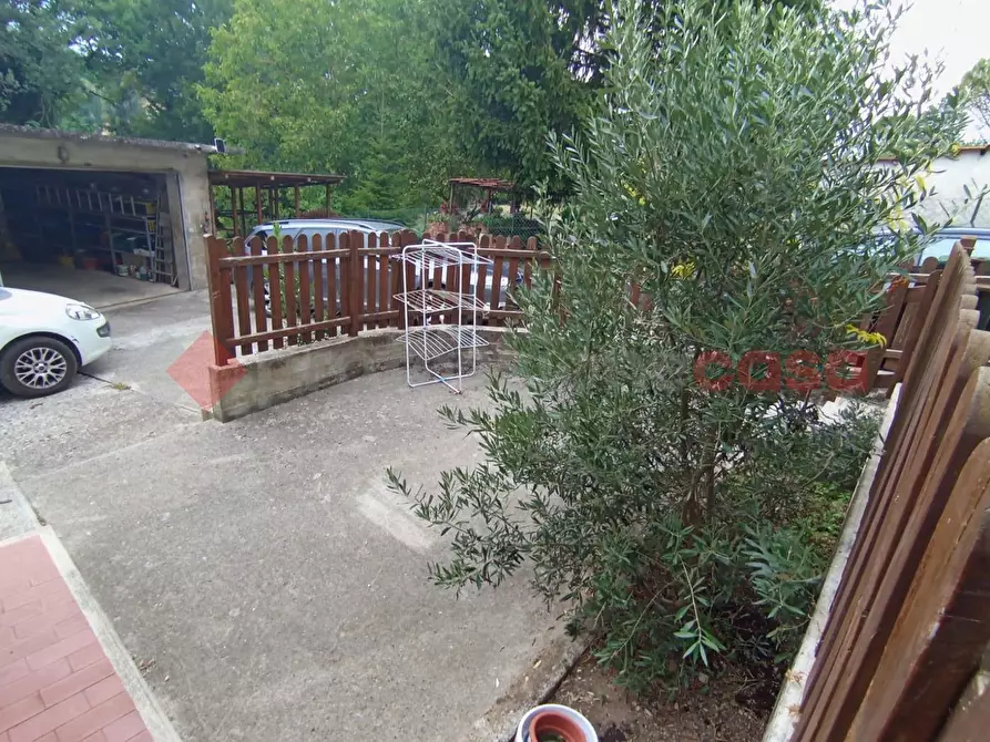 Immagine 28 di Casa bifamiliare in vendita  in Via Crocemarroggia a Spoleto