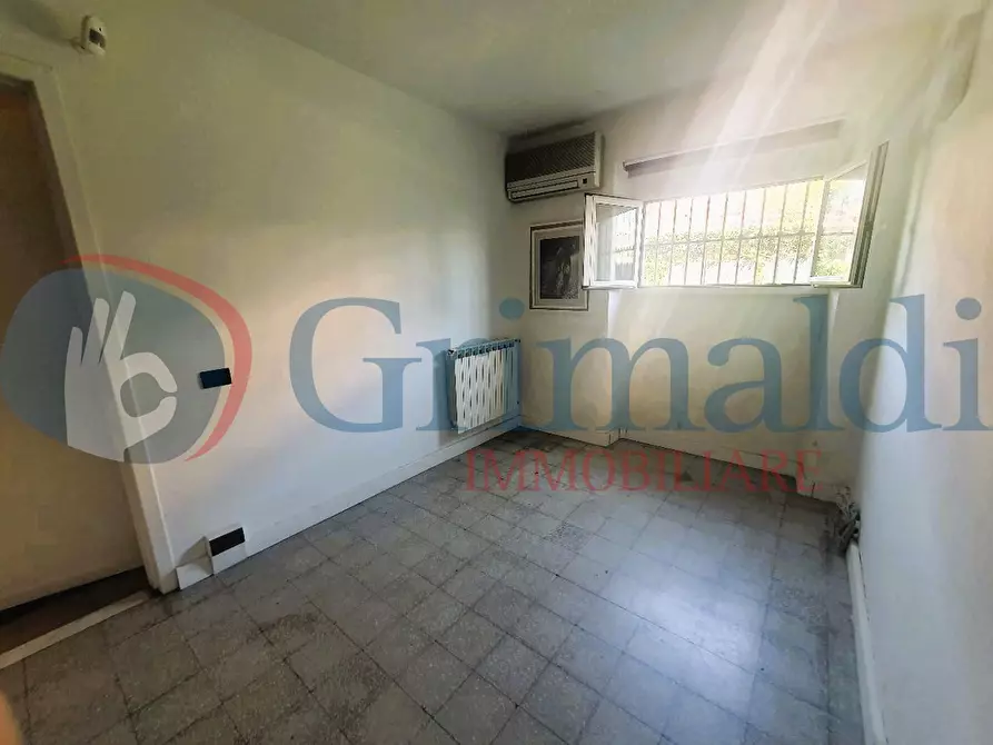 Immagine 11 di Appartamento in vendita  in Viale A. VESPUCCI, 12 a Massa