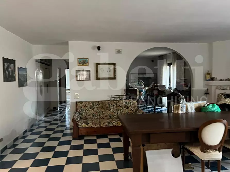 Immagine 16 di Villa in vendita  in Via SPEZIALE, 53 a Taranto