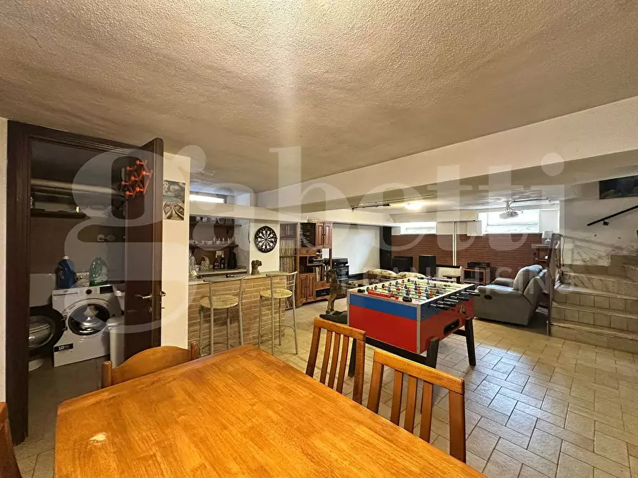 Immagine 31 di Villa in vendita  in Via dora baltea, 105 a Ardea