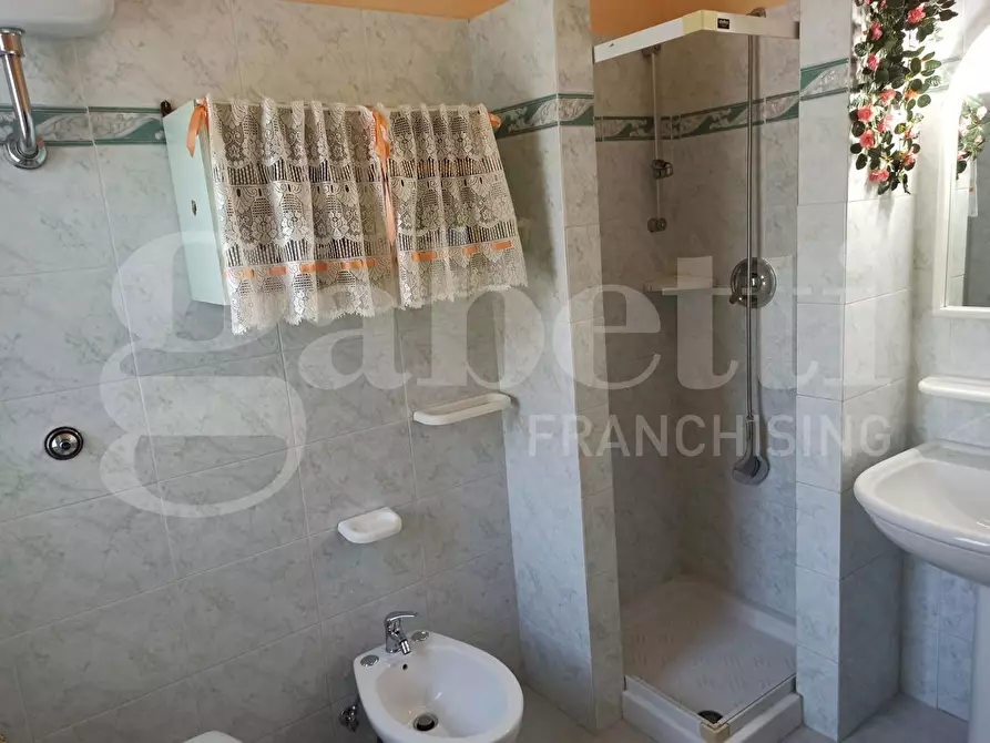 Immagine 26 di Villa in vendita  in Via TRAVERSA EMILIA, 16 a Catanzaro