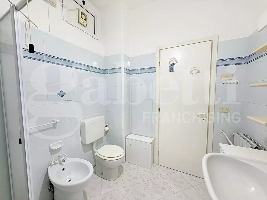 Immagine 23 di Appartamento in vendita  in Via Aurelia a Loano