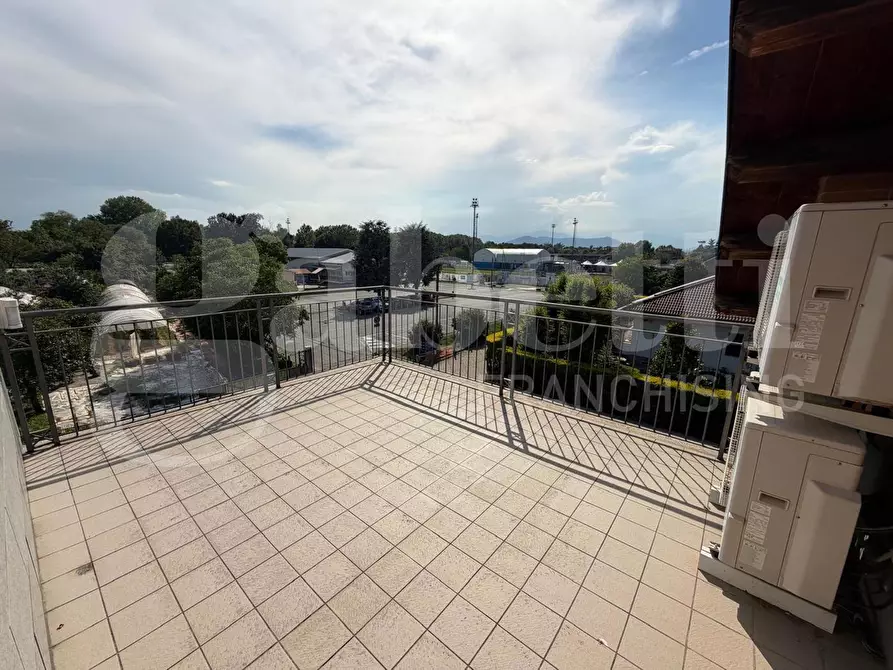 Immagine 25 di Villa in vendita  in Via Fratelli Cervi a Beinasco