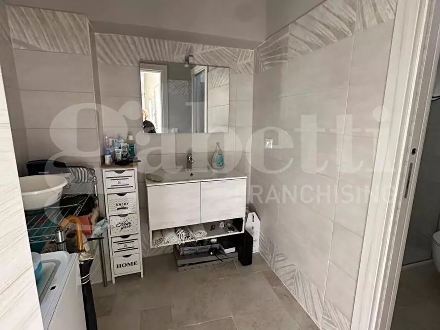 Immagine 22 di Appartamento in vendita  in Via Camillo Porzio a Ostuni