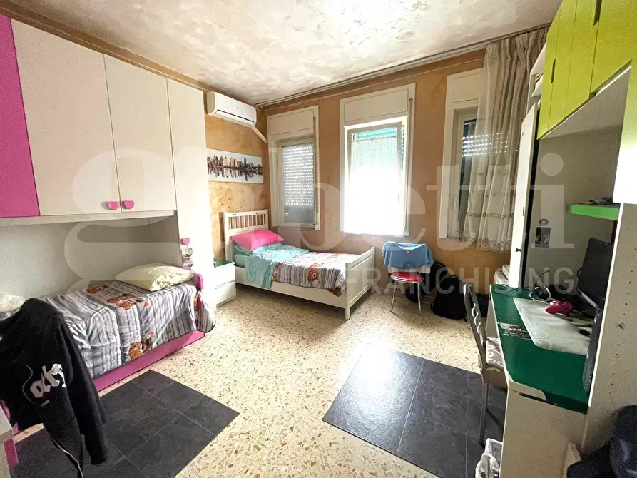 Immagine 8 di Appartamento in vendita  in Via Gorizia a Grumo Nevano