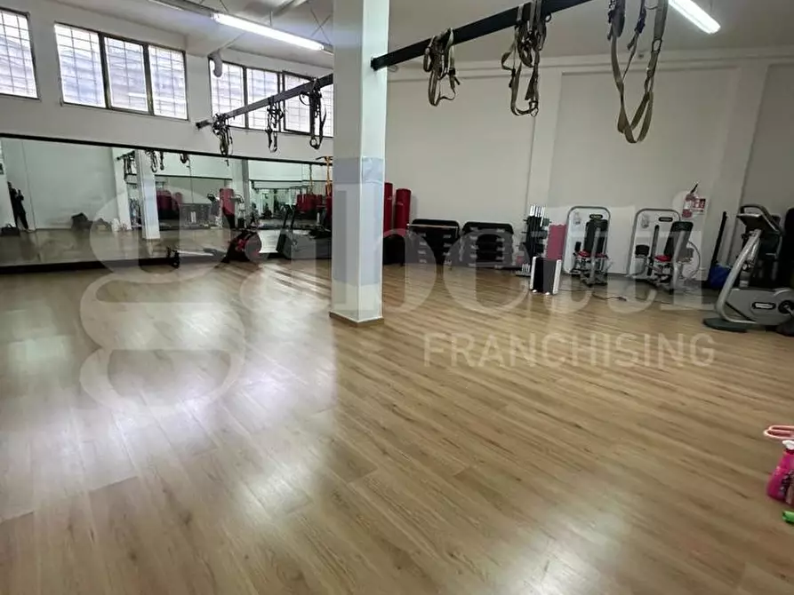 Immagine 14 di Negozio in vendita  in Corso Mazzini a Ostuni