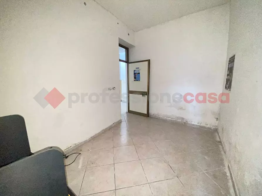 Immagine 19 di Negozio in vendita  in Via Piazza, snc a Sessa Aurunca