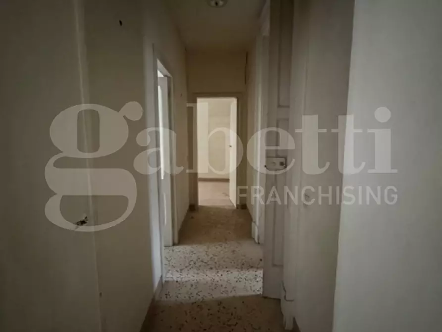 Immagine 18 di Appartamento in vendita  in Via Corte dei Guarini, 11 a Lecce