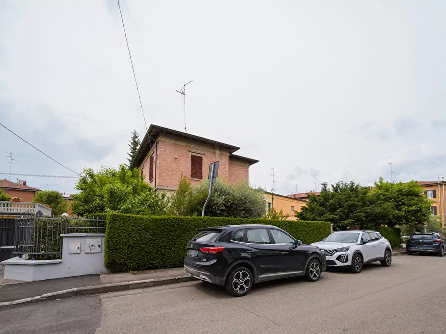 Immagine 48 di Villa in vendita  in Via 4 NOVEMBRE a Maranello