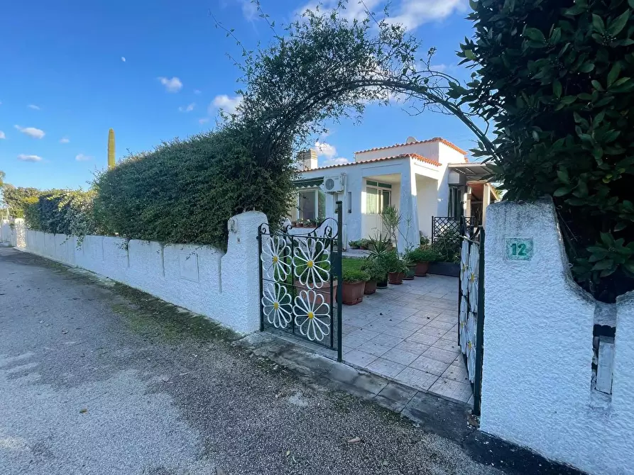 Immagine 32 di Villa in vendita  in Via delle muse, 32 a Siracusa