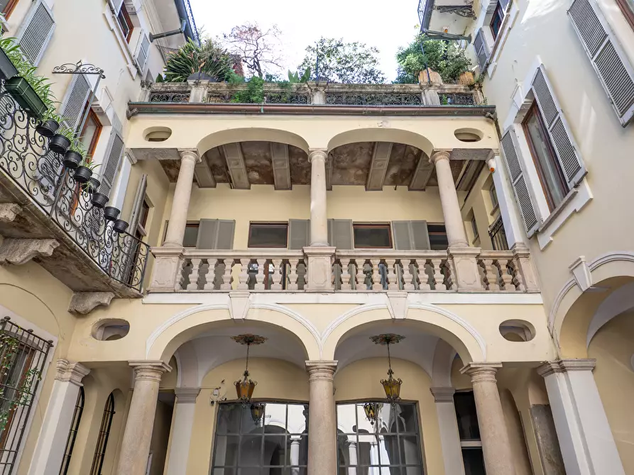 Immagine 21 di Appartamento in affitto  in Corso di Porta Ticinese, 22 a Milano