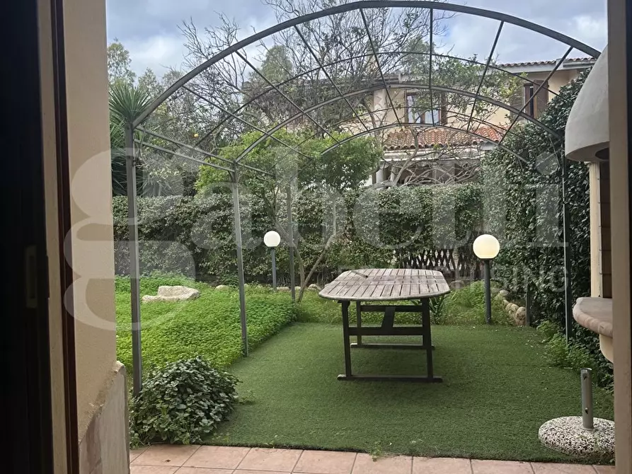 Immagine 8 di Casa bifamiliare in vendita  in Via Lisbona, 1 a Capoterra