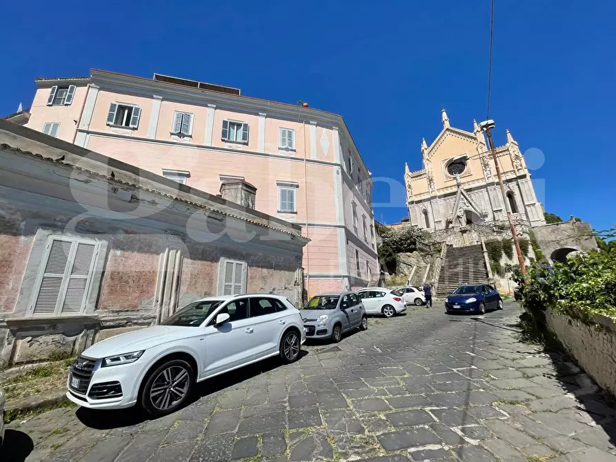 Immagine 16 di Appartamento in vendita  in Via Angioina, 25 a Gaeta