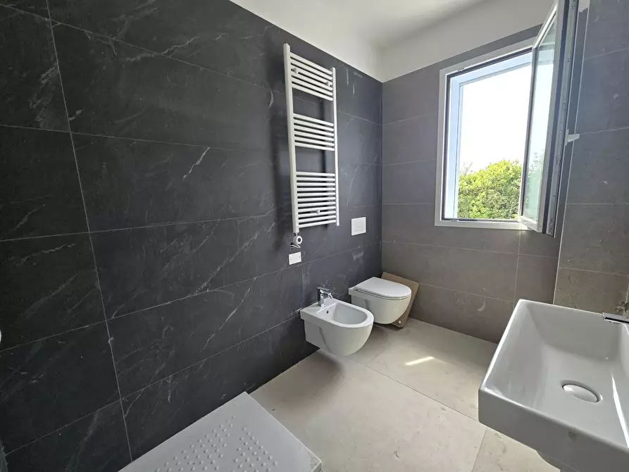 Immagine 7 di Appartamento in vendita  in Via Lungomare Sirena, 618 a Tortoreto