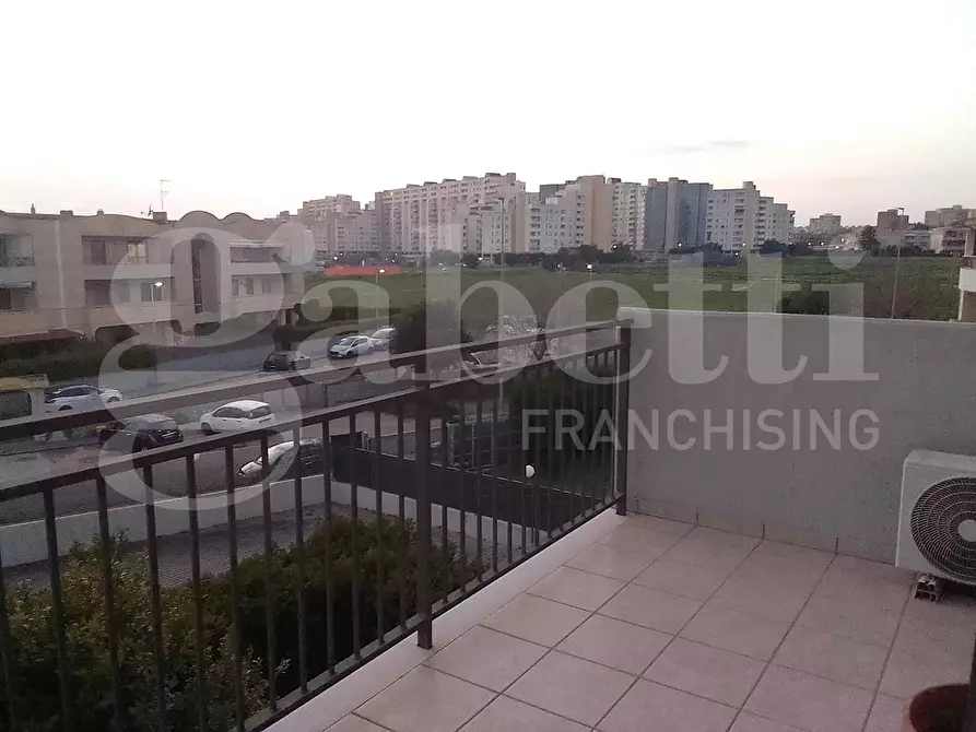 Immagine 4 di Attico in vendita  in Via KELLER a Taranto