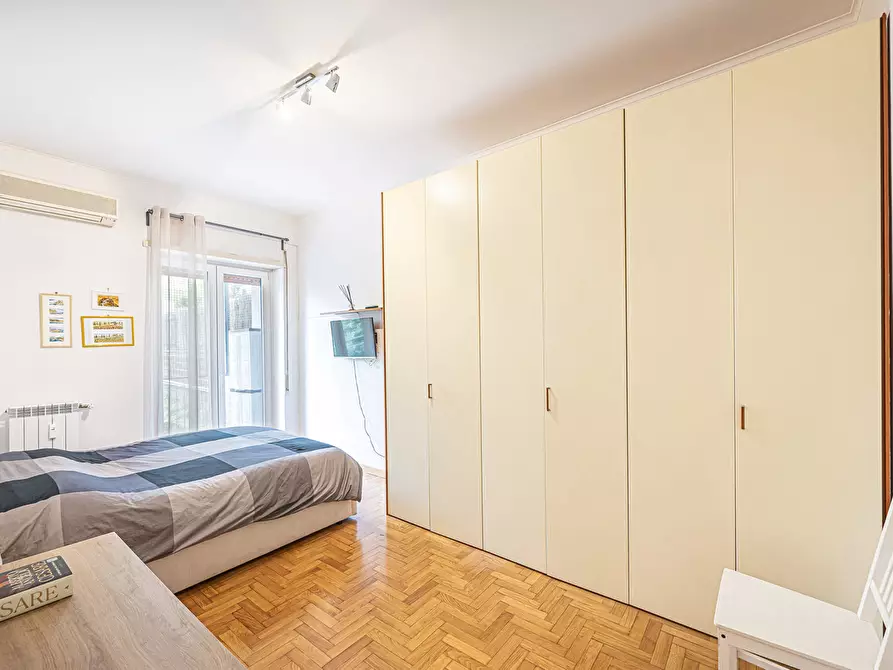 Immagine 8 di Appartamento in vendita  in Via Leonardo da Vinci, 197 a Roma