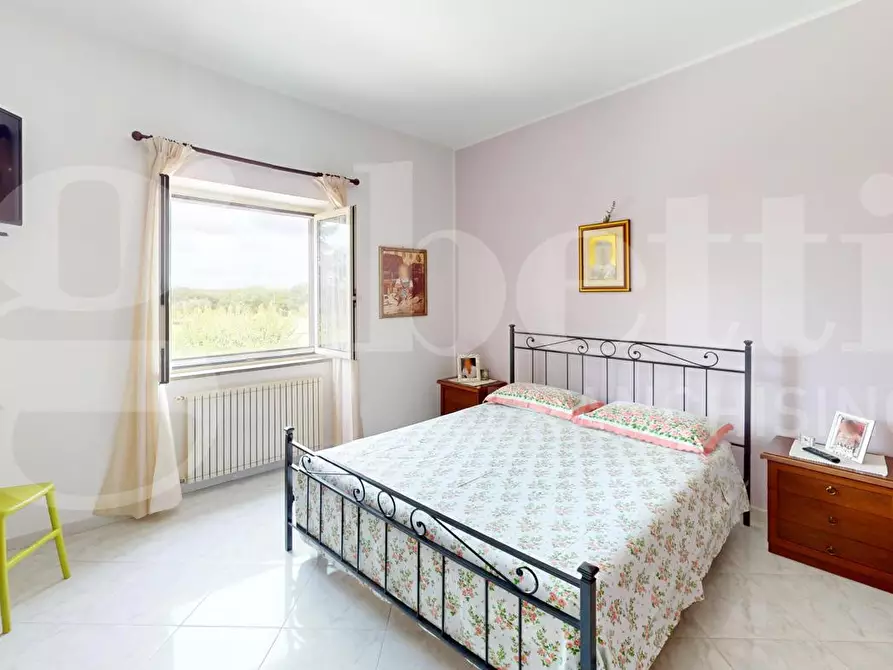 Immagine 27 di Villa in vendita  in Via Castelbarco, 67a a Roma