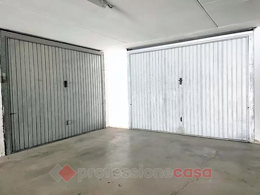 Immagine 7 di Box auto in vendita  in Via Belfiore a Corciano