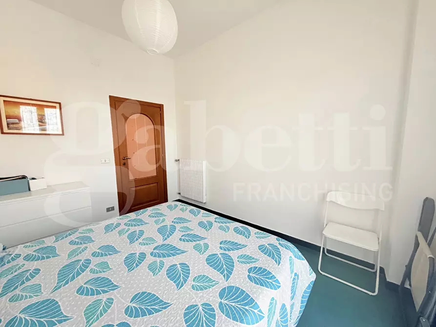 Immagine 7 di Appartamento in vendita  in Via Dante Alighieri, 1 a Finale Ligure