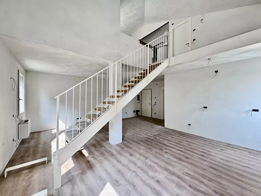 Immagine 1 di Multiproprietà in vendita  in Via Roma, 1 a Castegnero