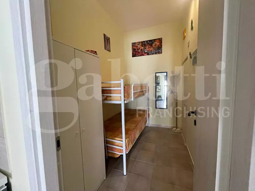 Immagine 7 di Appartamento in vendita  in Traversa Piazza Mare all'Arco, 5 a Gaeta