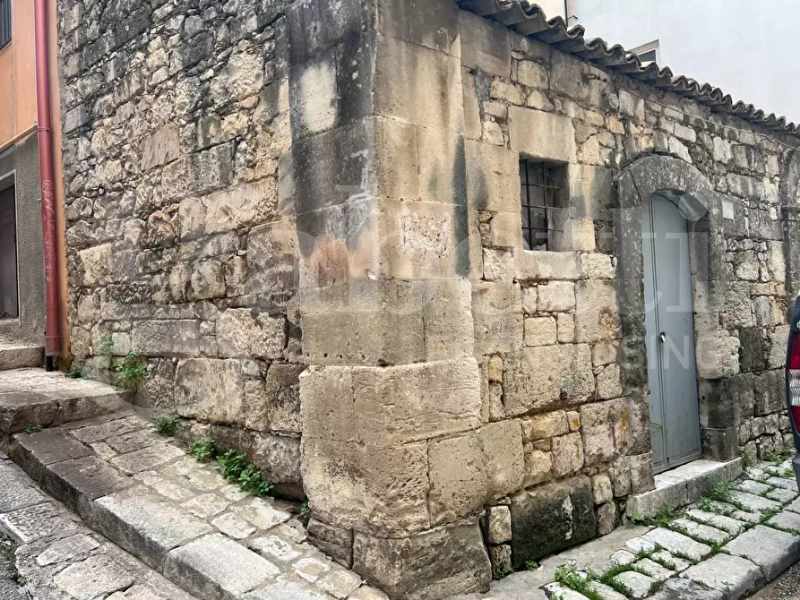 Immagine 50 di Appartamento in vendita  in Via Traspontino, 11 a Ragusa