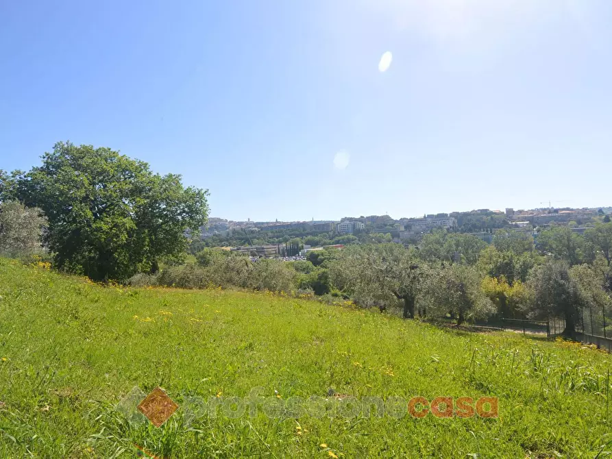 Immagine 2 di Terreno residenziale in vendita  in Via Giovanni da Verrazzano a Perugia