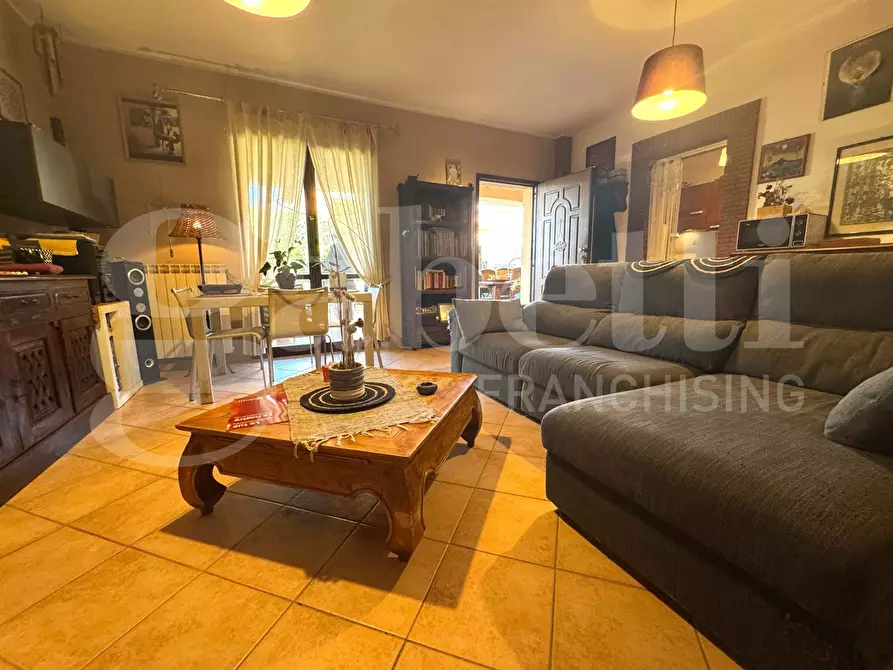 Immagine 6 di Casa trifamiliare in vendita  in Via dora baltea, 6 a Ardea