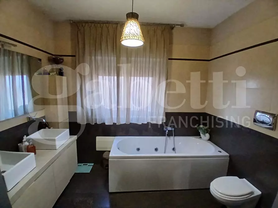 Immagine 6 di Appartamento in vendita  in Via Grotte San Lazzaro a Capua