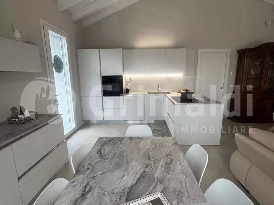 Immagine 4 di Villa in vendita  in Via de Gasperi, Snc a Castiraga Vidardo