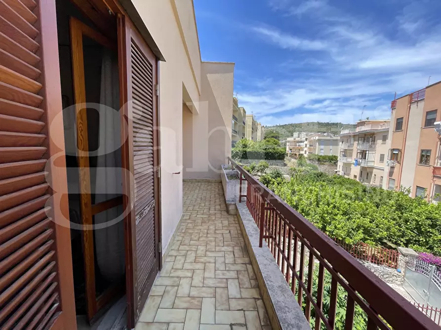 Immagine 39 di Casa trifamiliare in vendita  in Via Calegna, 51 a Gaeta