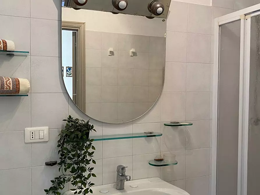 Immagine 13 di Casa indipendente in vendita  in Via ROSOLINO PILO, 24 a Pachino