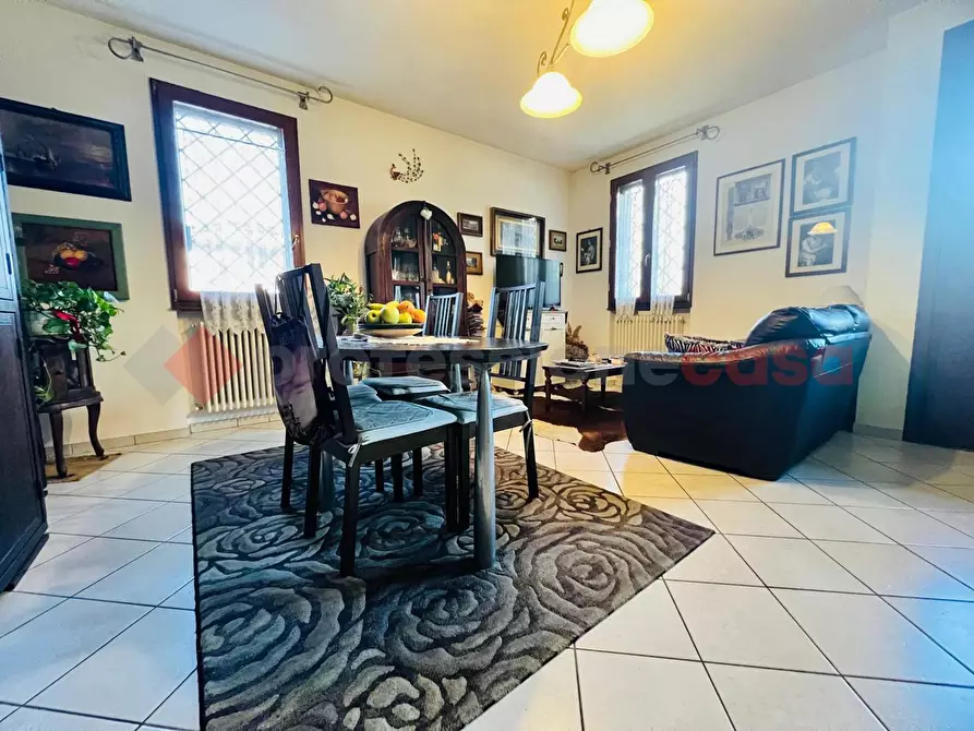 Immagine 16 di Villetta a schiera in vendita  in Via Del Cemento a Scandiano