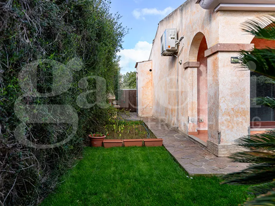 Immagine 3 di Casa indipendente in vendita  in Via Linosa, 40 a Capoterra