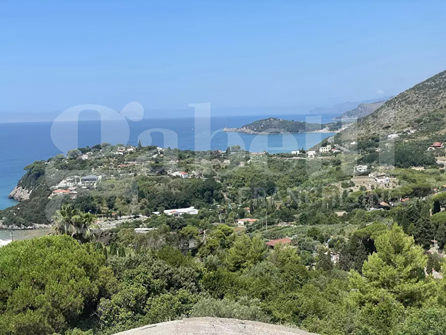 Immagine 2 di Palazzo in vendita  in Via dei Mandorli, snc a Gaeta