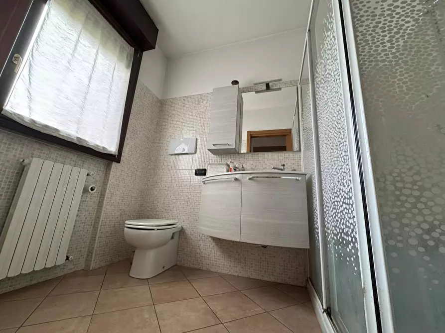 Immagine 8 di Appartamento in vendita  in Via XXIX Maggio, sc a Legnano