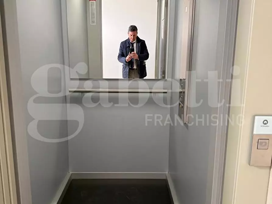 Immagine 33 di Appartamento in vendita  in Via Nazionale Appia a Curti